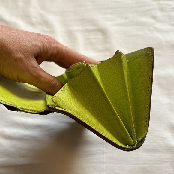 Loius Vuitton Wallet - Picture 14 of 14